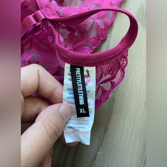 PrettyLittleThing Plus Violet Floral Embroidery Lace 3 Piece Lingerie Set - Picture 6 of 13